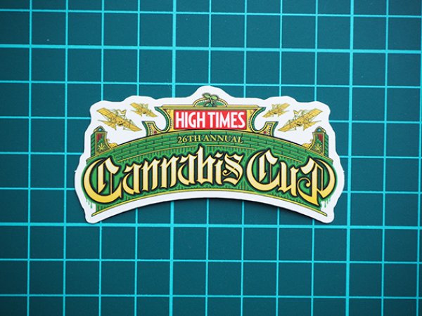 HIGH TIMES ハイタイムズ カンナビスカップ ステッカー 26Th | 通販ヘッドショップのバズモンタージュ